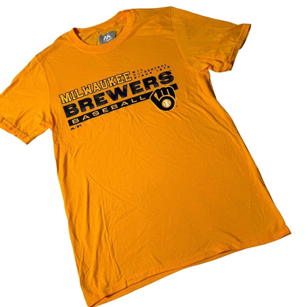 Majestic Milwaukee Brewers Baseball T-Shirt Mens Small Gold Graphic Tee MLB